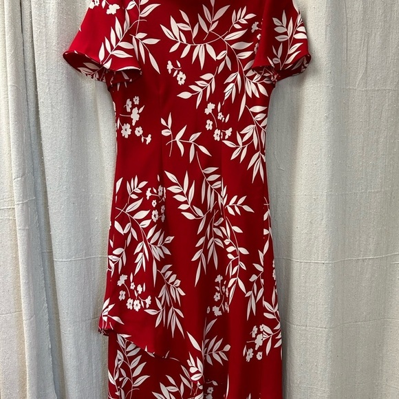 Cold Water Creek Size 6/ Red&White/ Midi Floral Leaf Pattern /Short flow sleeve - Picture 6 of 9